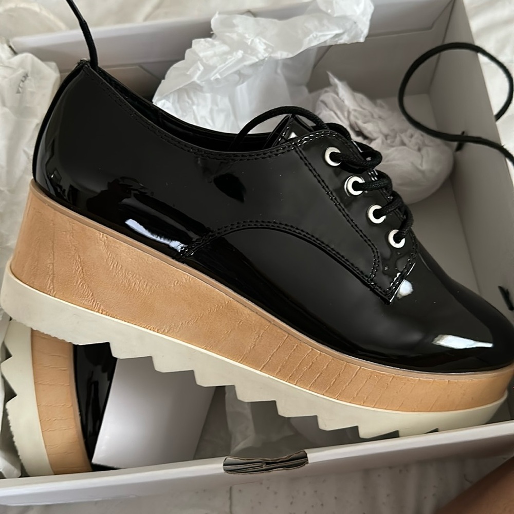 Oxford Wedge Brand New